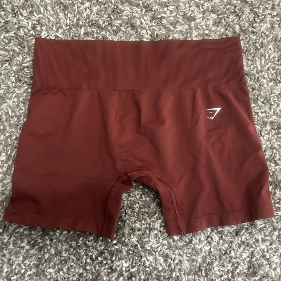 Gymshark Everyday Seamless Shorts Burgundy - Picture 3 of 5